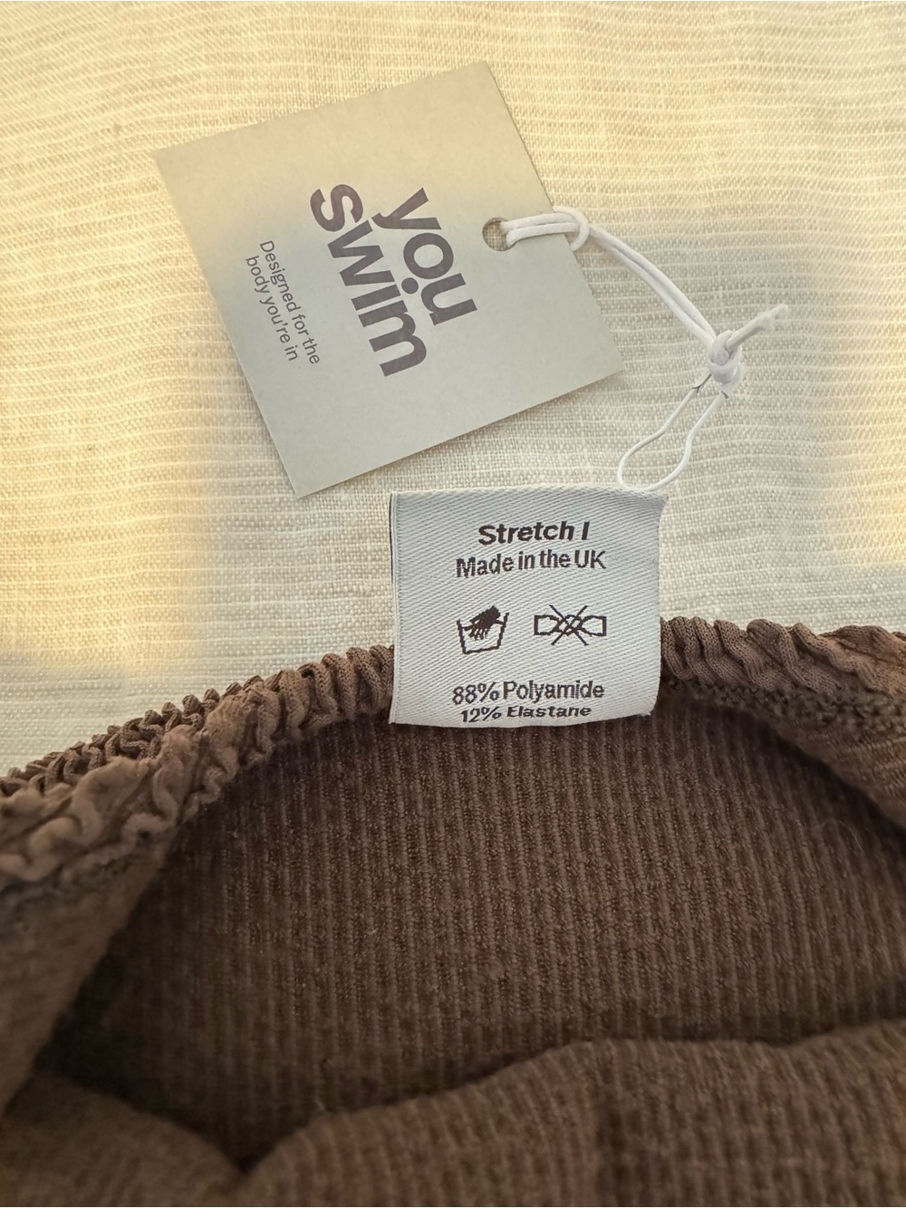 Youswim Aplomb One Piece Espresso- Stretch 1 - Picture 4 of 6
